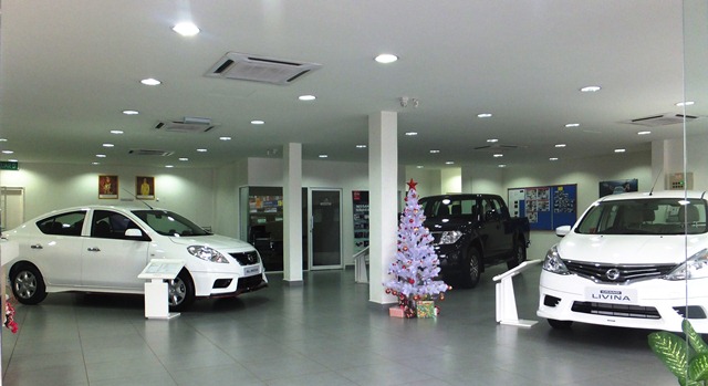 Pic_2_Interior of ETCM Nissan Branch Showroom at Keningau, Sabah