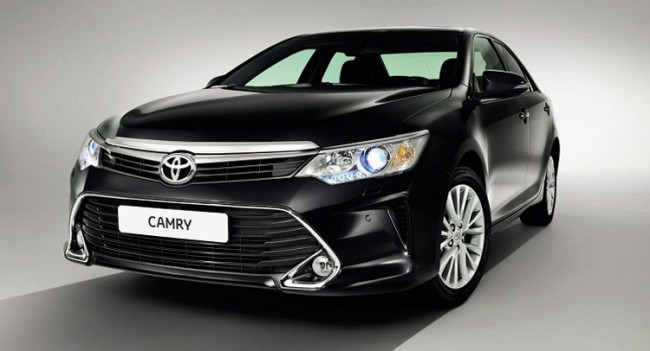 2015-Toyota-Camry-0