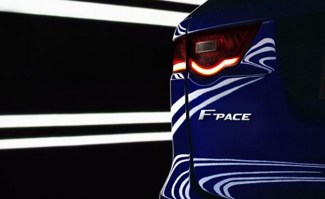 Jaguar-F-Pace-2016