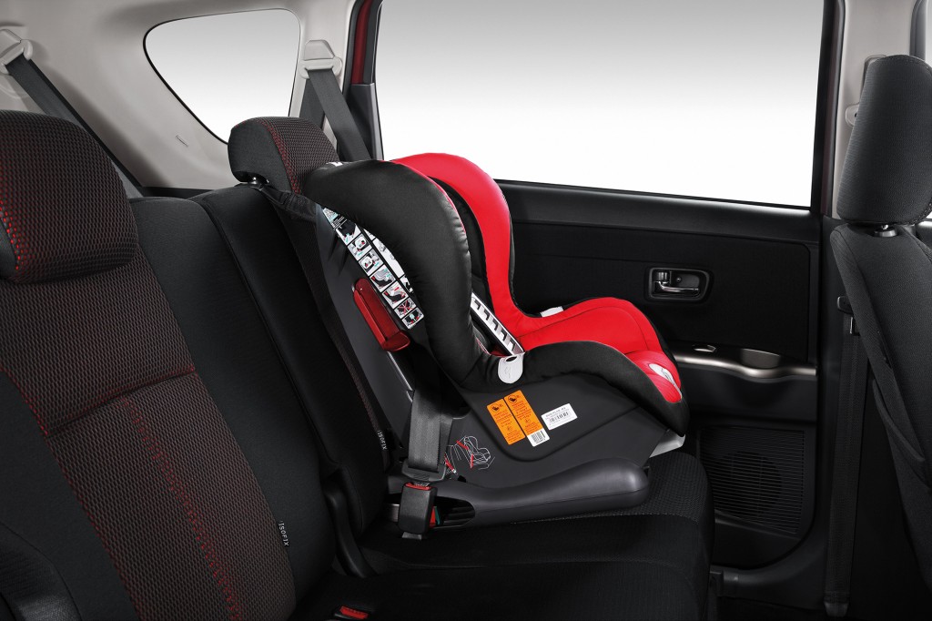 ISOFIX System_2nd Row Only