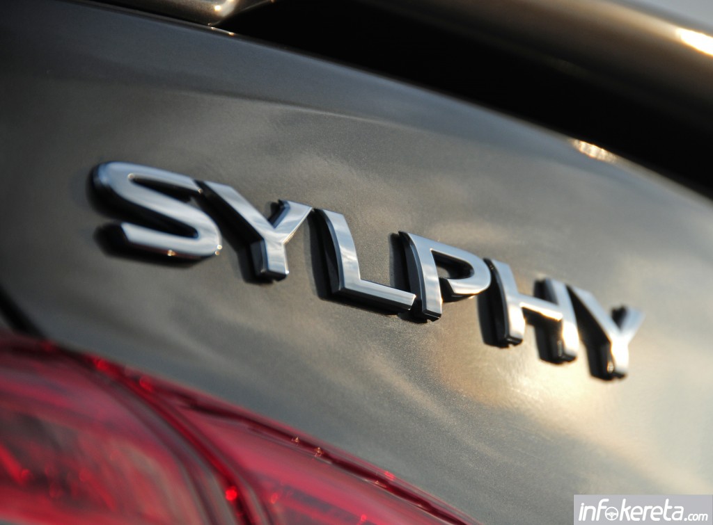 New_Nissan_Sylphy_1.8_VL_036