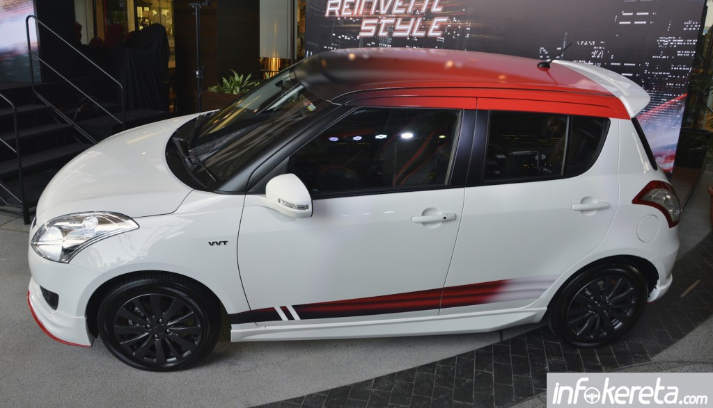 Suzuki Swift RS InfoK 11