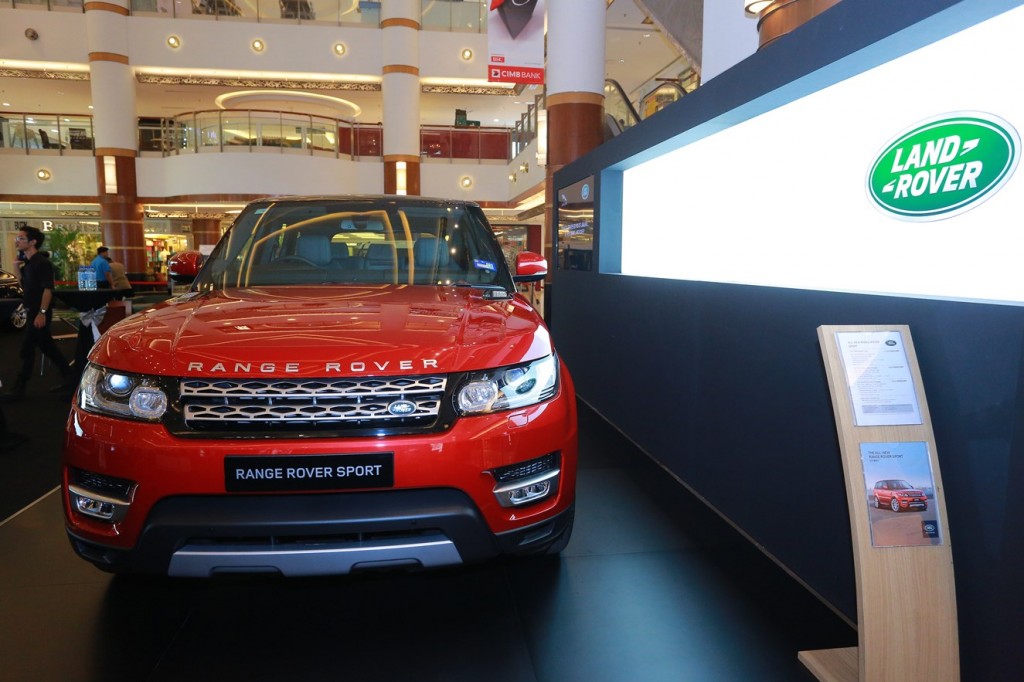The all-new Range Rover Sport shared the limelight with the Jaguar F-Type S Convertible at SISMA Auto’s first dual-brand roadshow at Bangsar Shopping Centre
