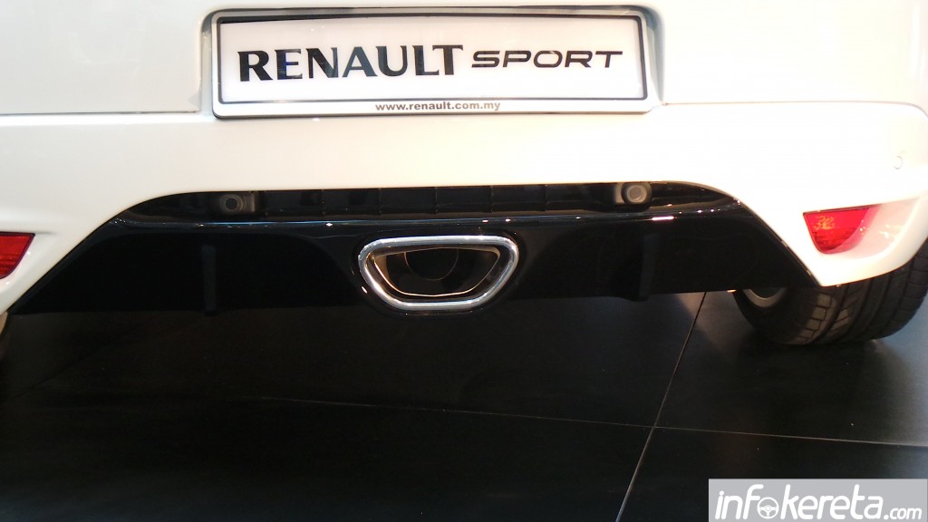 Renault_Megane_RS_265_Sport5