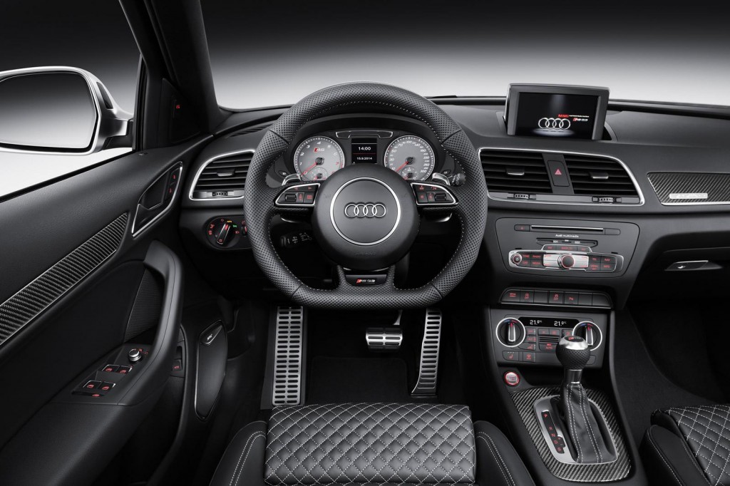 Audi RS Q33