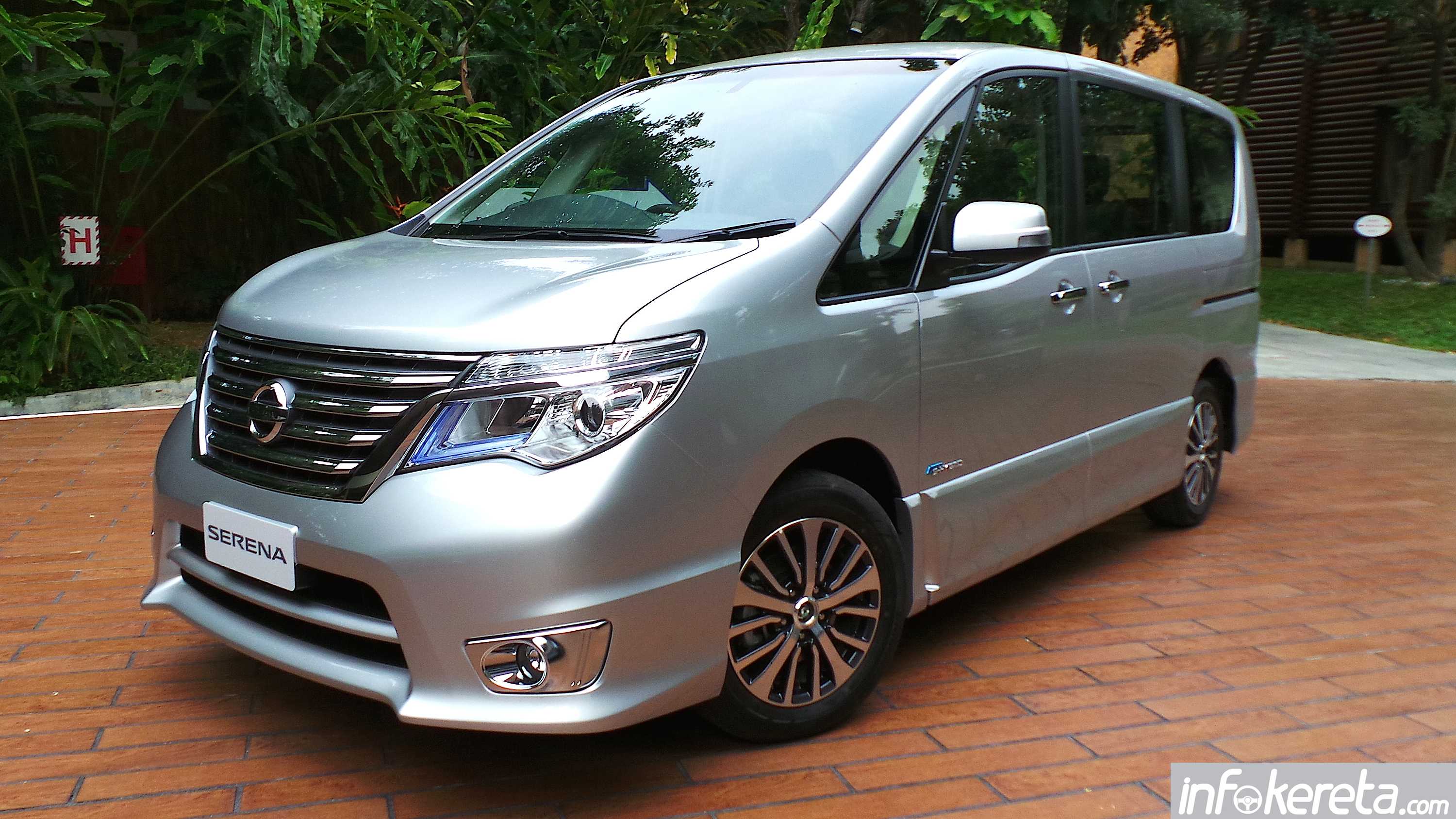 Nissan Serena 2021