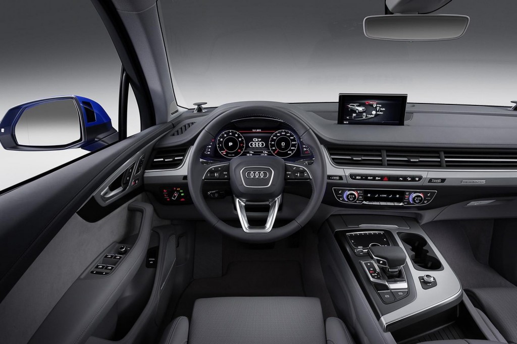 Audi Q7_5