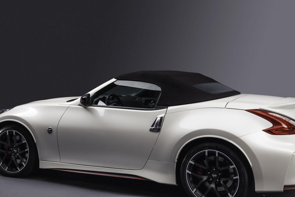 Nissan-370Z-NISMO-Roadster-concept-10