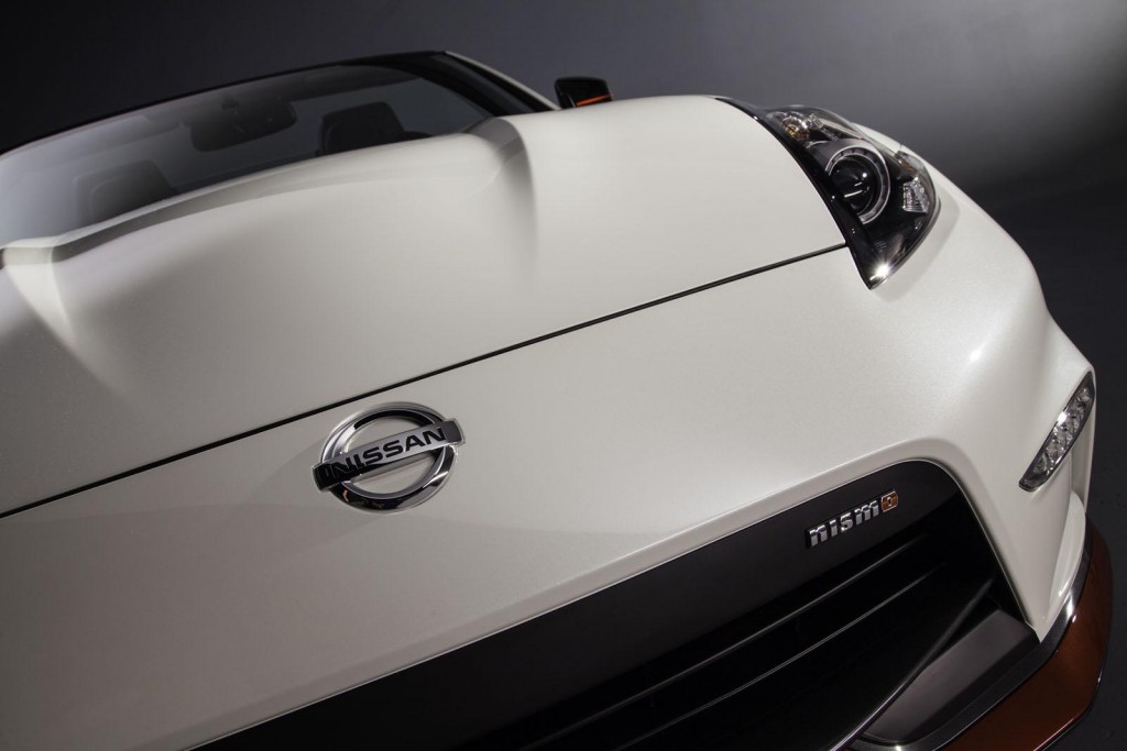 Nissan-370Z-NISMO-Roadster-concept-15
