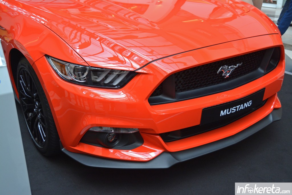 2015_Ford_Mustang_Malaysia_ 017