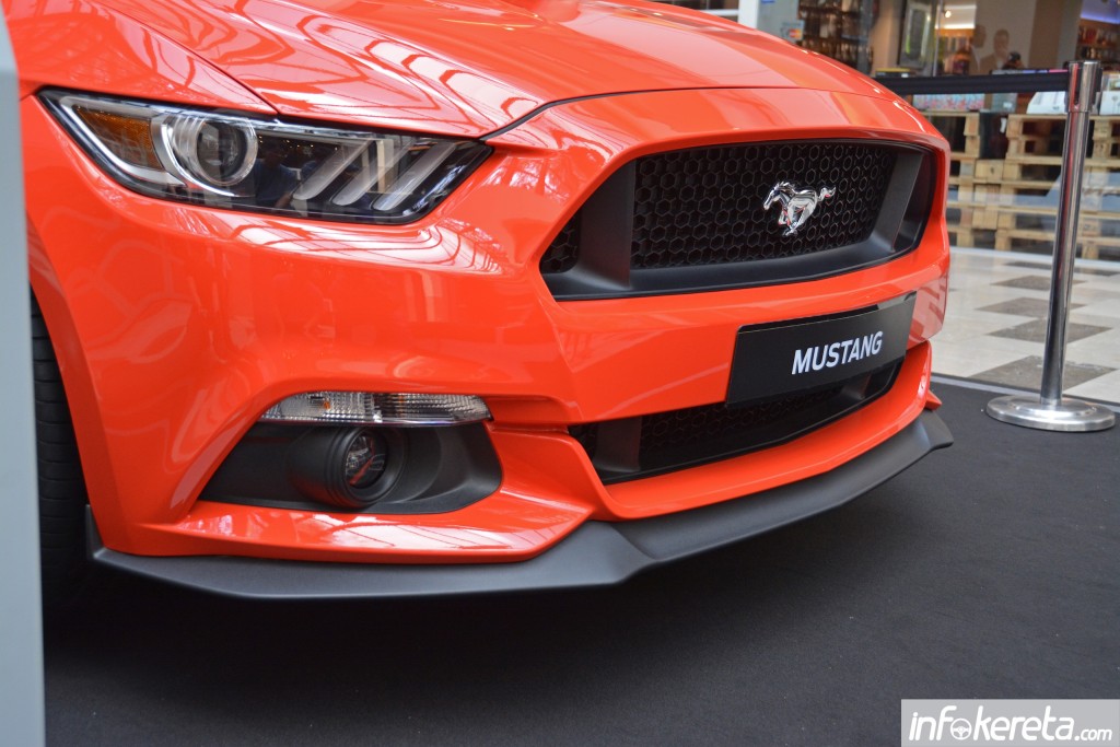 2015_Ford_Mustang_Malaysia_ 018