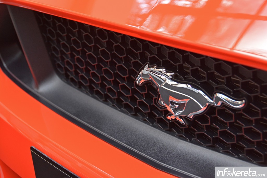 2015_Ford_Mustang_Malaysia_ 022