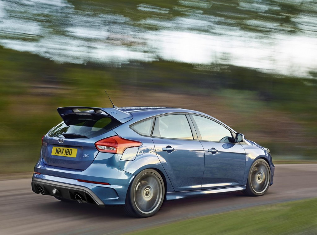 Ford-Focus-RS-2016-14