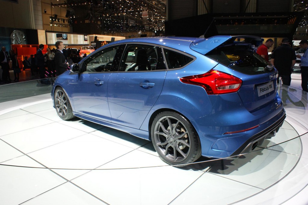 Ford-Focus-RS-2016-4