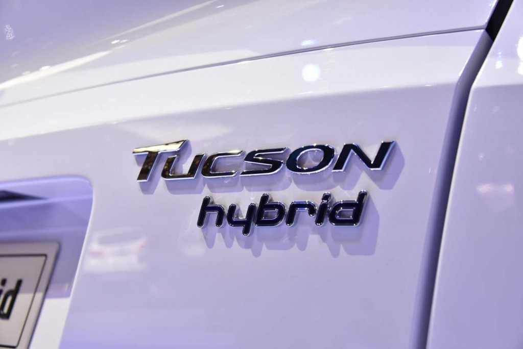 Hyundai-Tucson-Hybrid-1