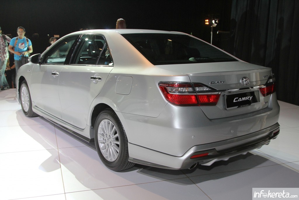 Camry_2_Ext_14