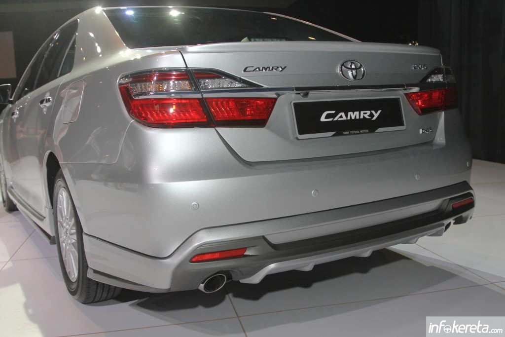 Camry_2_Ext_15