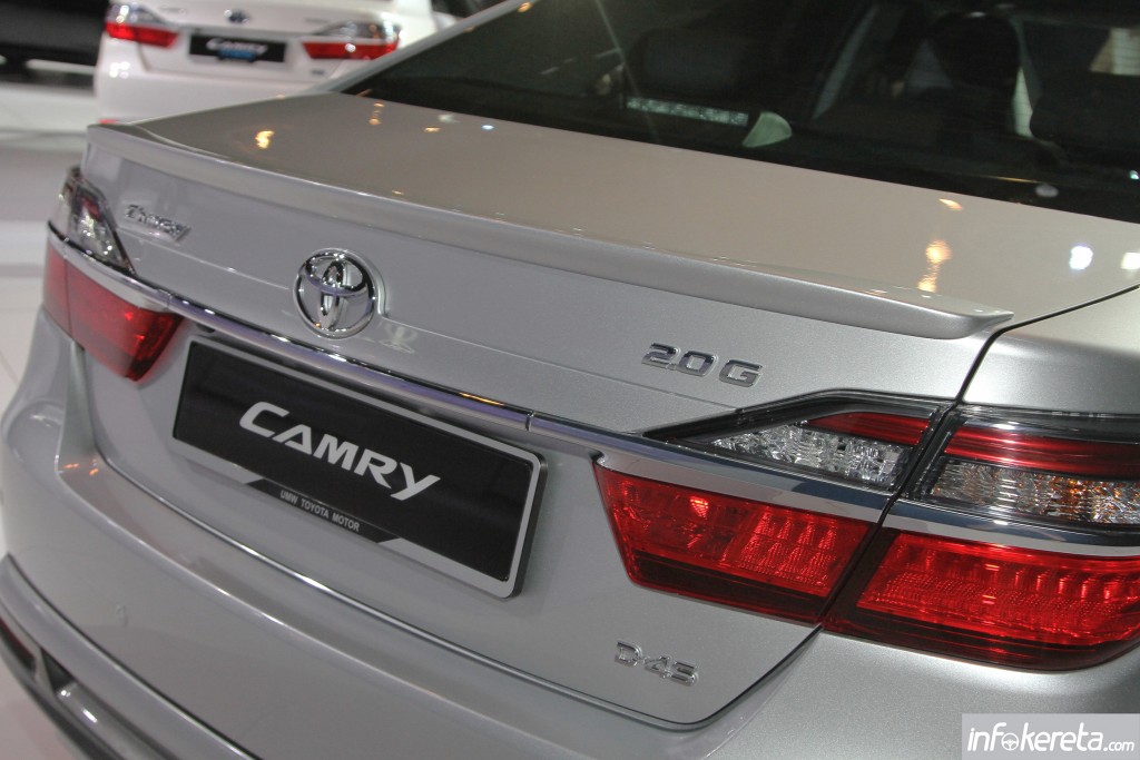 Camry_2_Ext_19