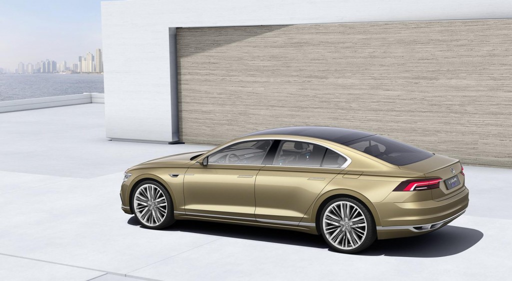 Volkswagen-C-Souper-GTE-Concept-12