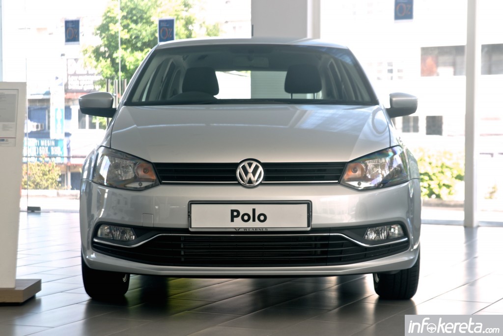Volkswagen_Polo_hatch_IK 002