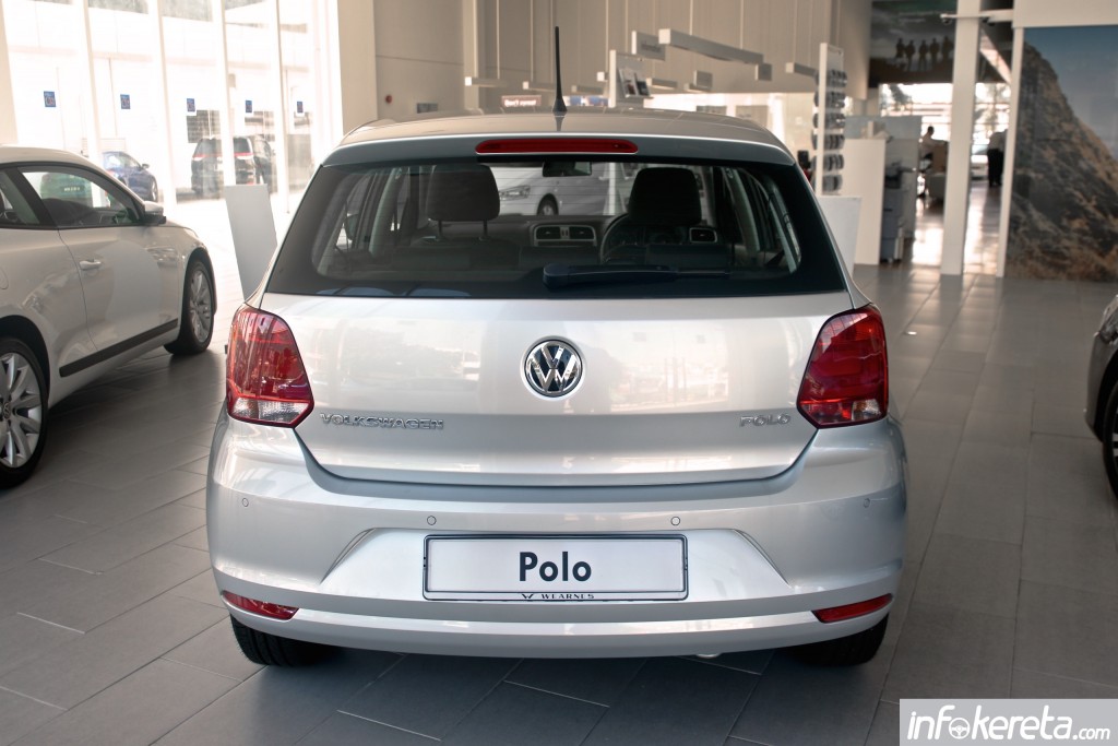 Volkswagen_Polo_hatch_IK 003