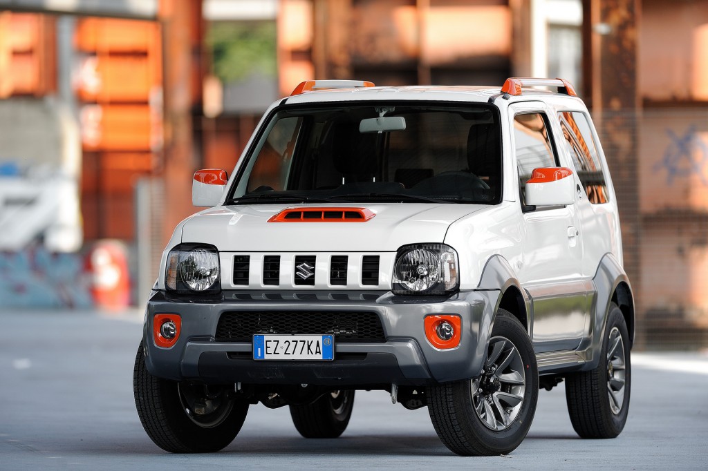 Suzuki-Jimny-Street-1