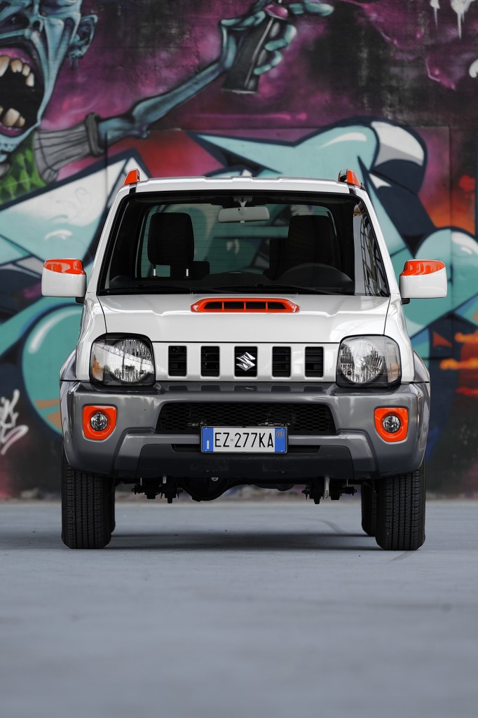 Suzuki-Jimny-Street-4