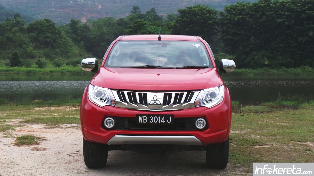 Mitsubishi_Triton_2015_Ext 002