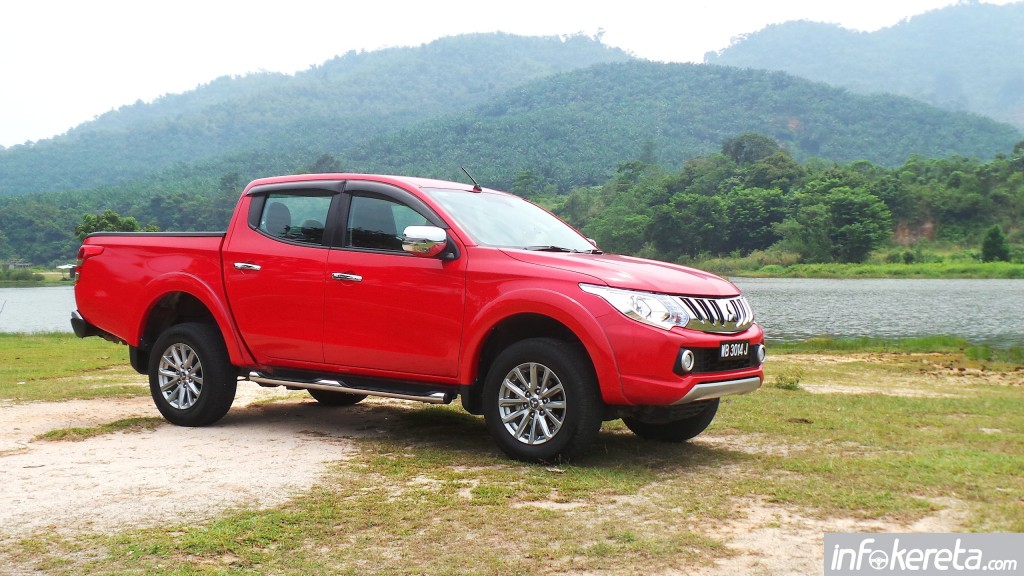 Mitsubishi_Triton_2015_Ext 016