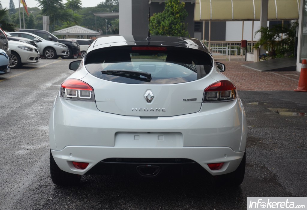 Renault_Megane_RS_275_Trophy-R_Malaysia_ 043