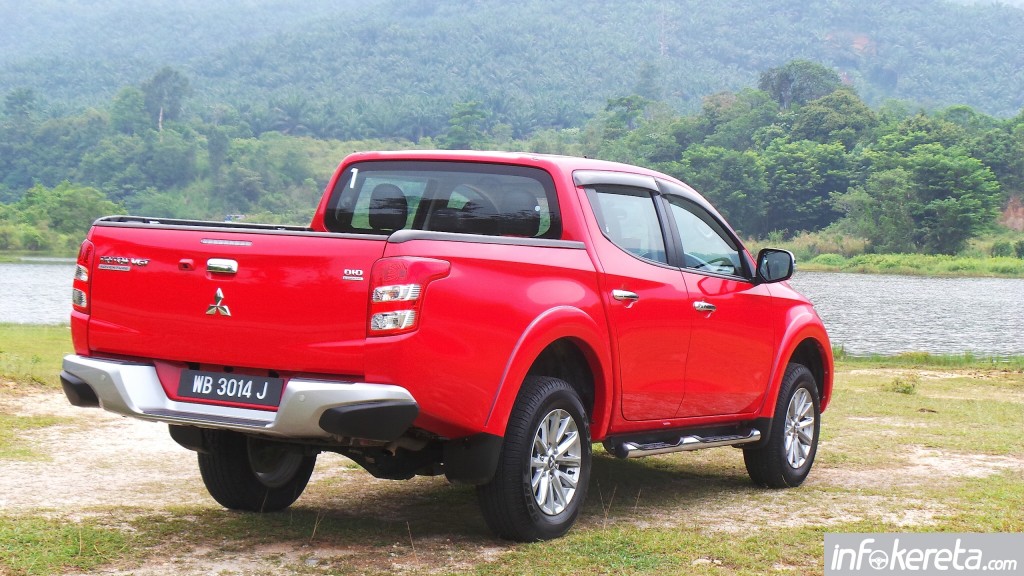 Mitsubishi_Triton_2015_Ext 028