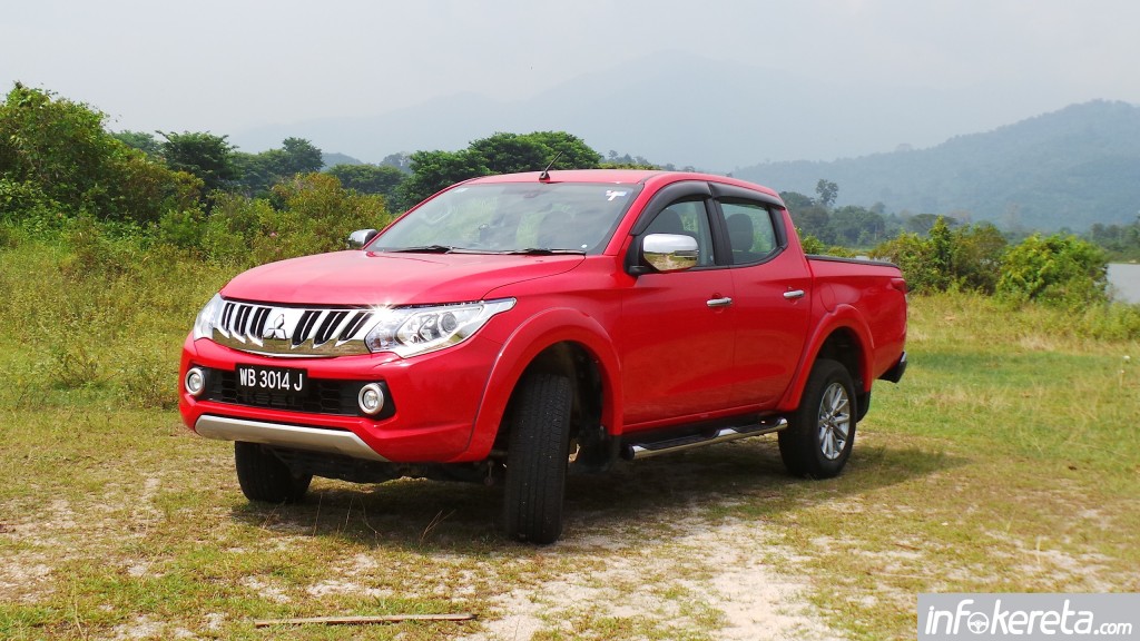 Mitsubishi_Triton_2015_Ext 037