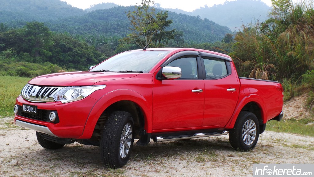 Mitsubishi_Triton_2015_Ext 040