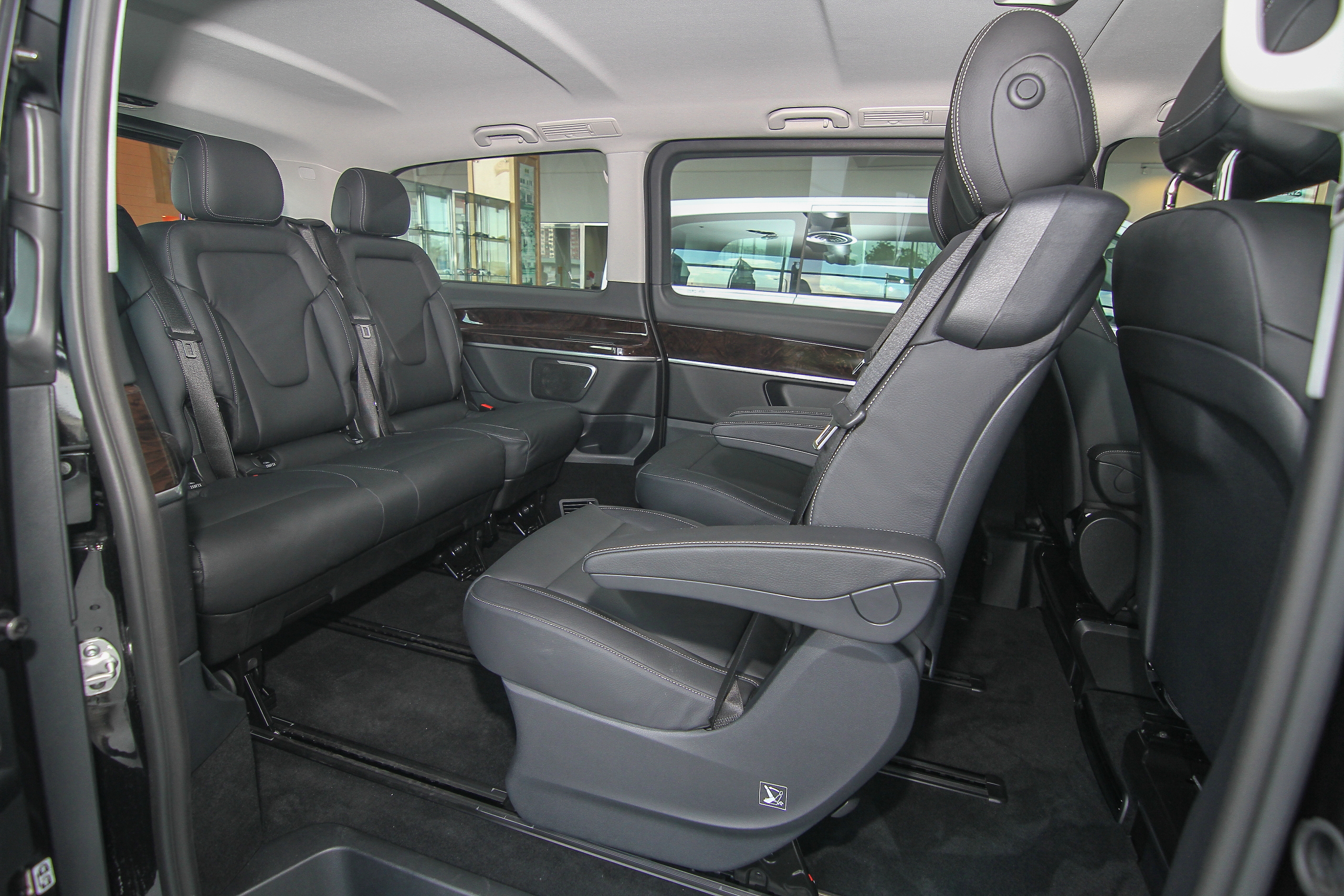 Минивэн Мерседес v220