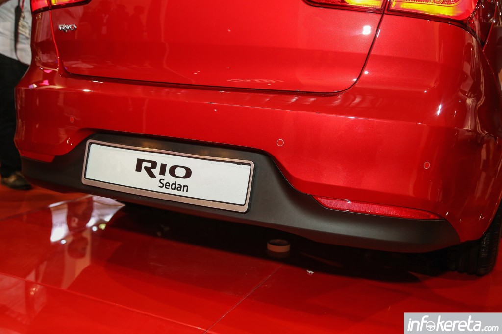 Kia Rio Sedan Malaysia_ 018