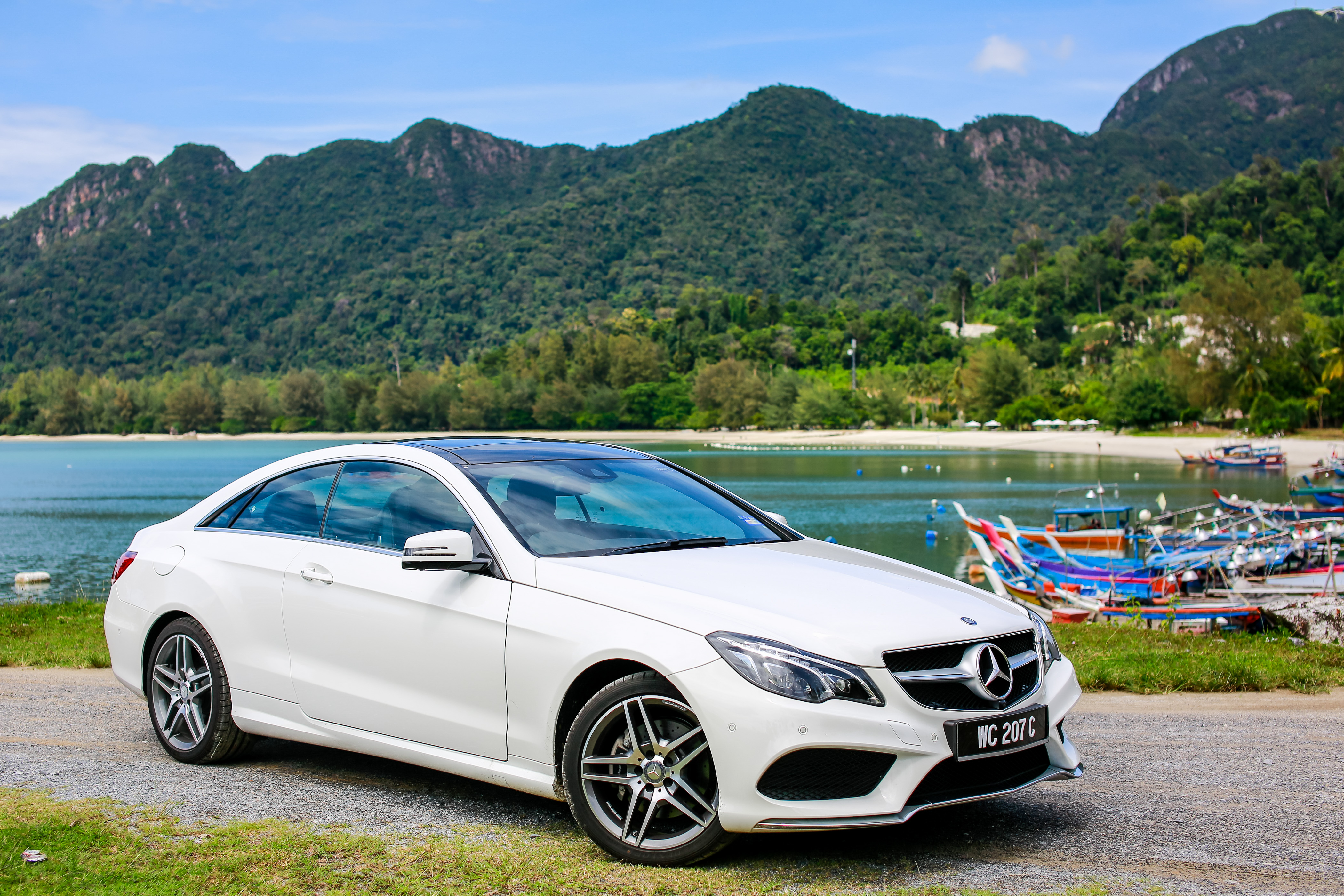 2018 Mercedes-Benz E400 Coupe 4MATIC - Front Three-Quarter HD Mercedes benz cars