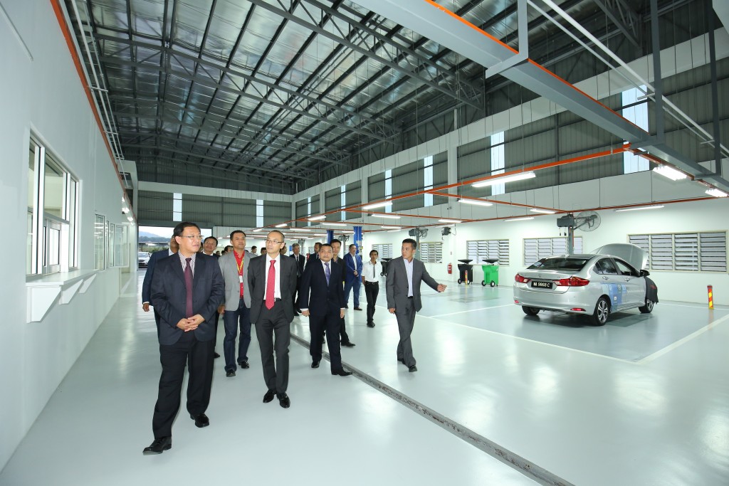 Pic 8 – Honda Malaysia and SAG Ultimate management touring the new 3S Centre