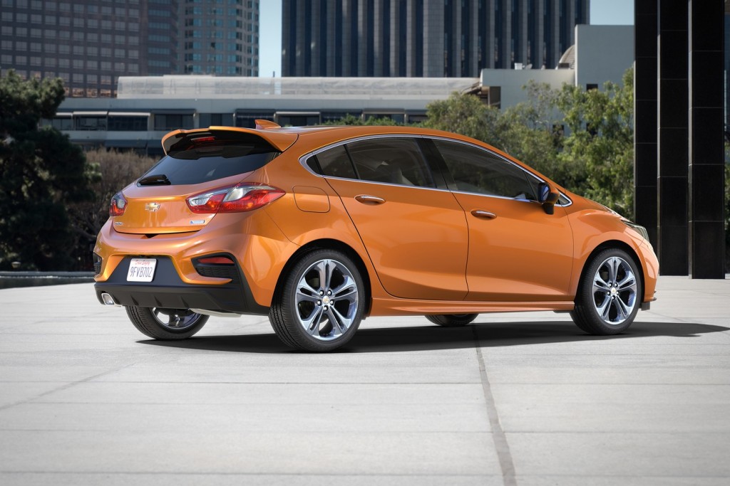 The 2017 Cruze Hatch offers the design, engineering and technolo